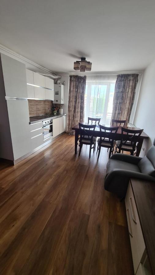 Ferienwohnung Apartament Mirubias Brașov Exterior foto