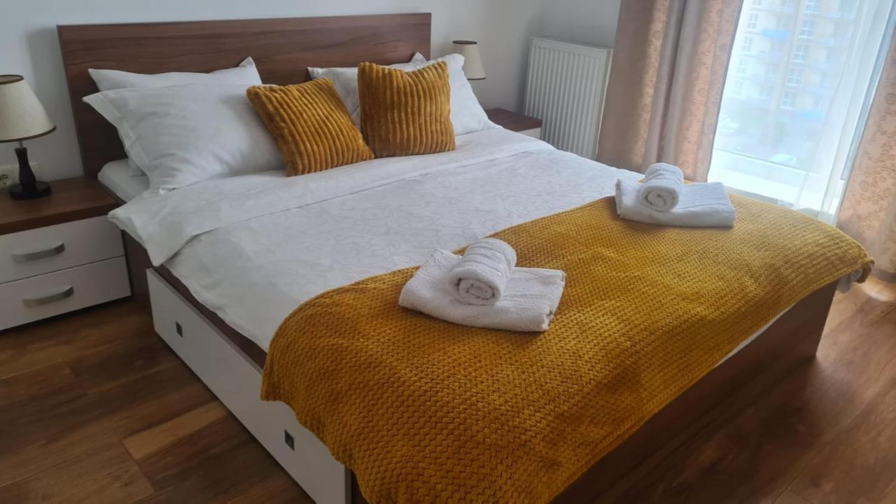 Ferienwohnung Apartament Mirubias Brașov Exterior foto
